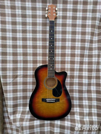 Акустическая гитара
