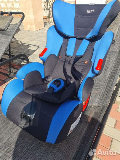 Детское автокресло