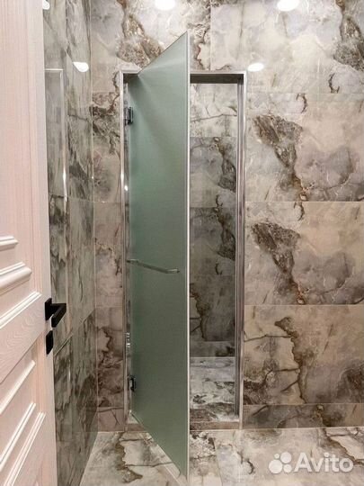 Дверь стеклянная межкомнатная