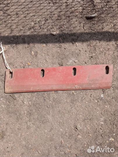 Серьга для трактора