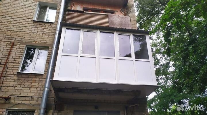 Остекление балкона и установка пластиковых окон