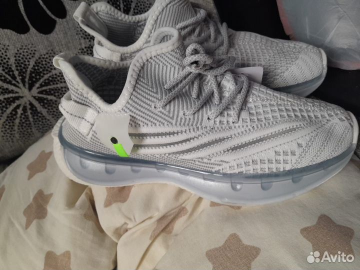 Кроссовки мужские 42 размер