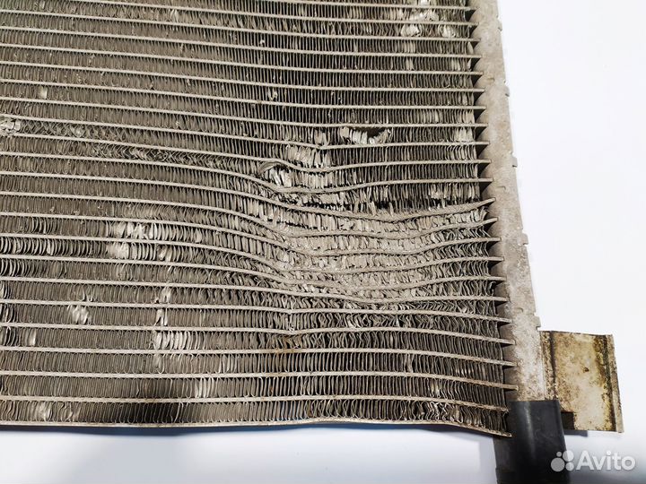 Радиатор кондиционера на Nissan Tiida C11