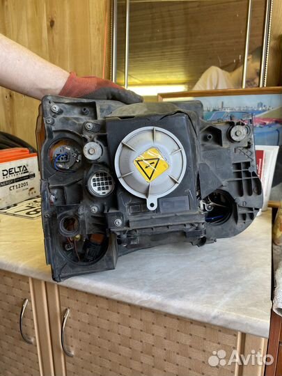 Фара Land Rover Discovery 3