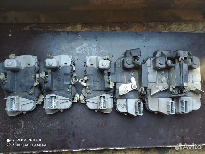 Замок двери kalina 1