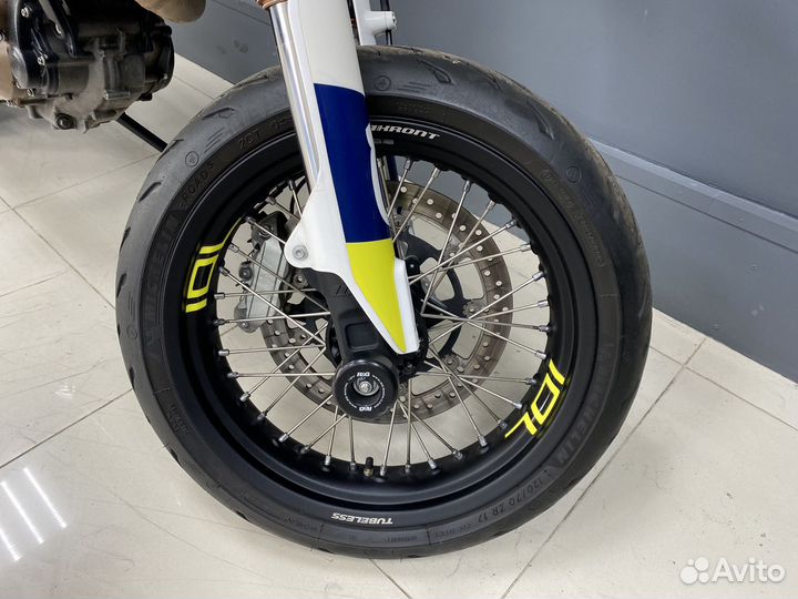 Мотоцикл husqvarna supermoto 701 2017г.в