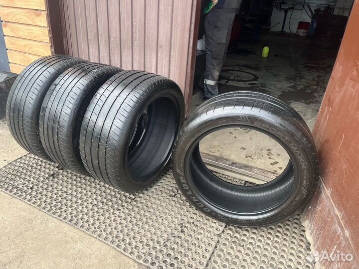 Dunlop SP Sport Maxx RT 2 255/45 R20 и 285/40 R20 96T