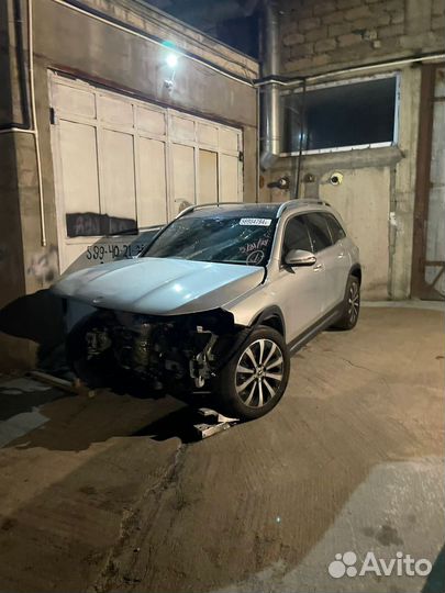 Разбор mercedes GLB