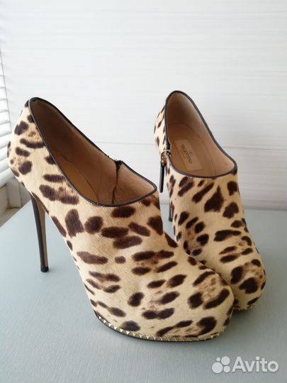 Туфли на шпильке леопардовые Valentino