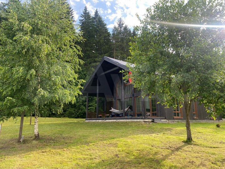 Дом 196,9 м² на участке 30 сот.