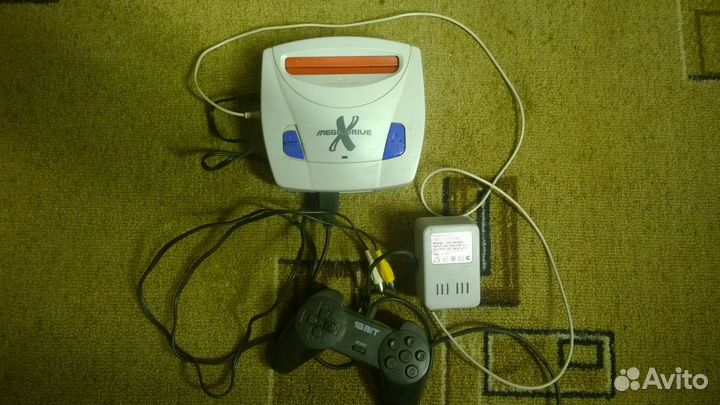 Игровая приставка Sega Mega Drive X