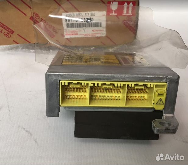 Блок управления AirBag Toyota Camry V30