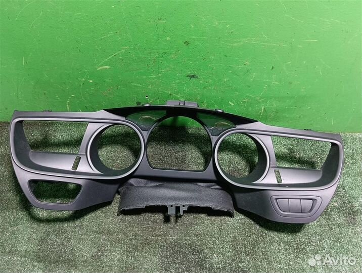 Рамка панели приборов Citroen C5 2009