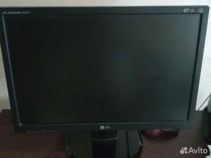 Монитор LG