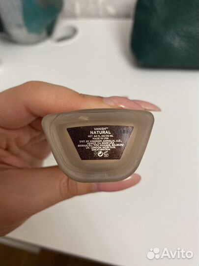 Крем тональный Hourglass