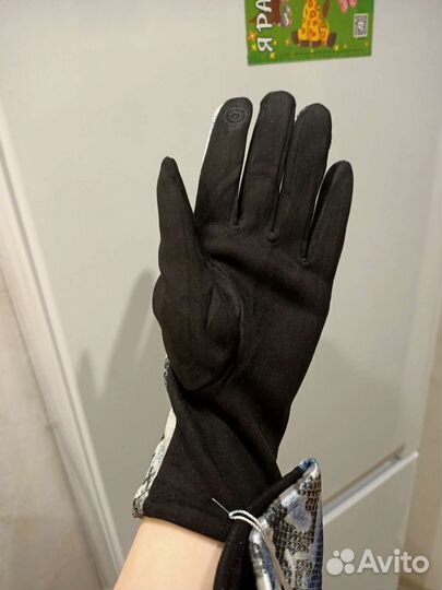 Перчатки новые