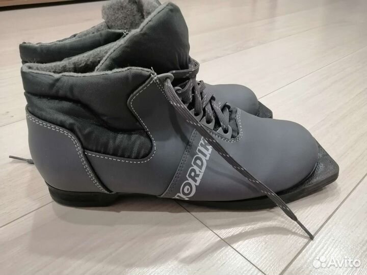 Лыжные ботинки nordik