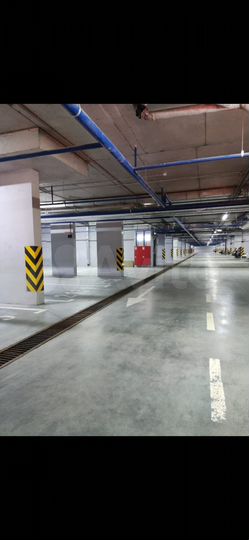 Машиноместо, 27 м²