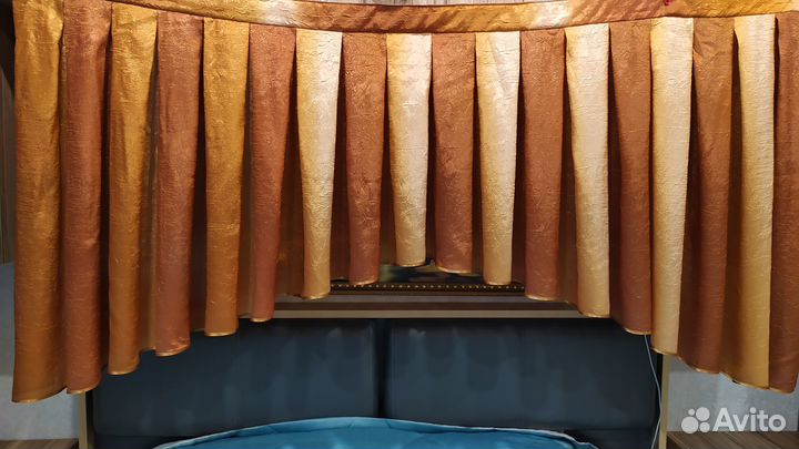 Шторы (портьеры) и ламбрикены