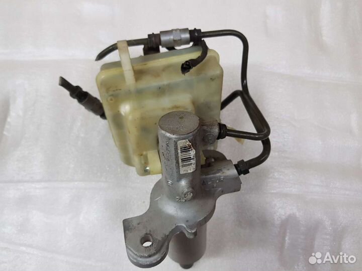 Главный тормозной цилиндр BMW E60 E61