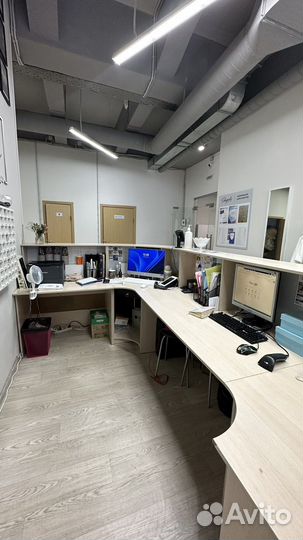 Стойка ресепшн бу