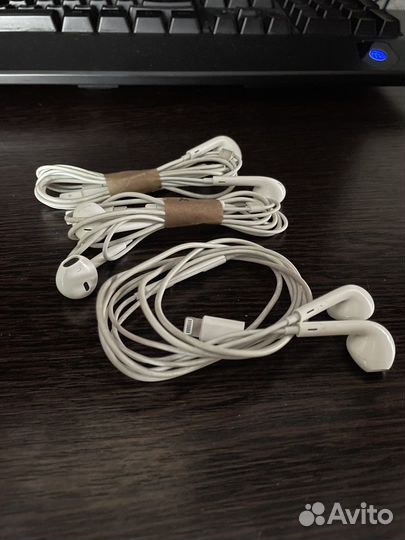 Наушники earpods