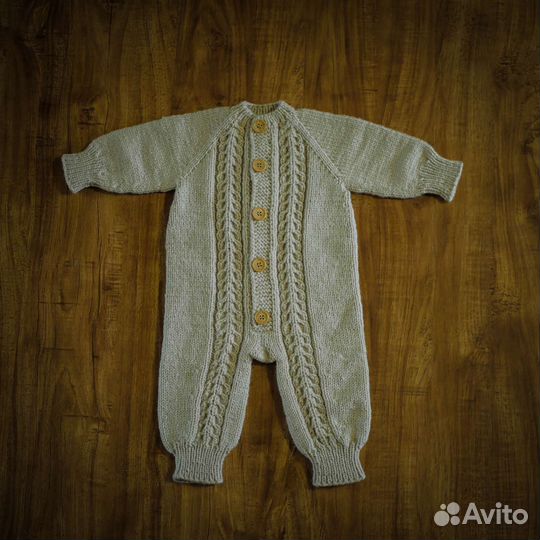 Вязаный комбинезон