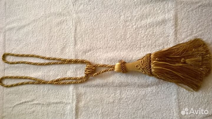 Продам 2 декоративных подхвата для гардин