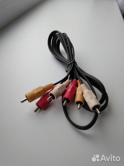 Кабель компонентный