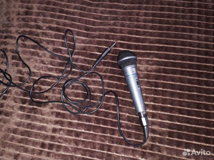 Микрофон для караоке vivanco DM 20