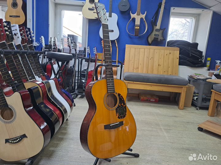 Гитара электроакустическая Cort L300vf массив