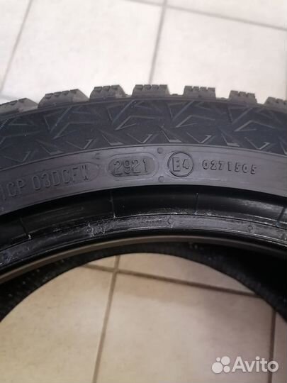 Continental ContiIceContact 235/45 R17 97T