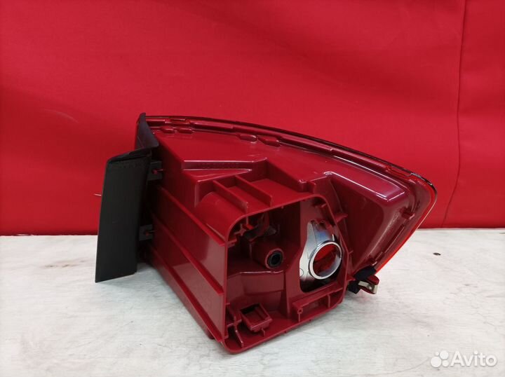 Фонарь левый внешний Volkswagen Jetta 6 2010