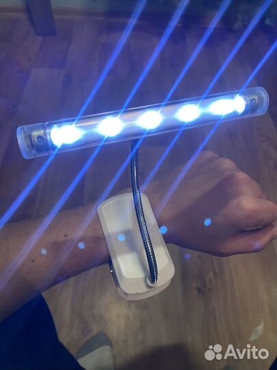 Бесстрелочные часы