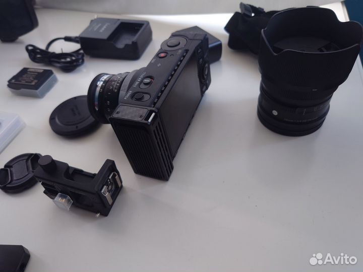 Sigma fp, sigma dg dn 24, voigtlander classic 40