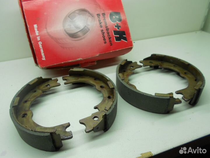 Toyota Dyna Тормозные колодки задние 178x36