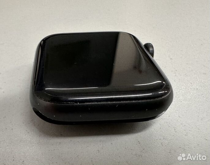 Часы Apple Watch SE 44 mm