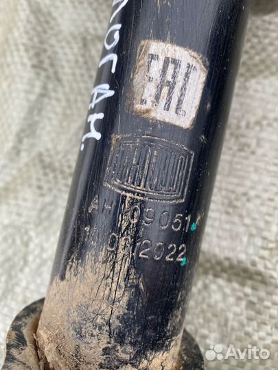 Передняя стойка Renault Logan 1