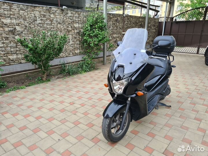 Honda Faze MF11 (Forza MF10)