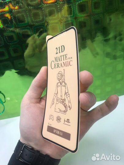 Защитное керамическое стекло iPhone XR/11