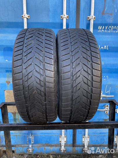 Vredestein Wintrac Xtreme S 275/40 R22