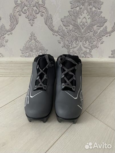 Ботинки лыжние детские р. 35