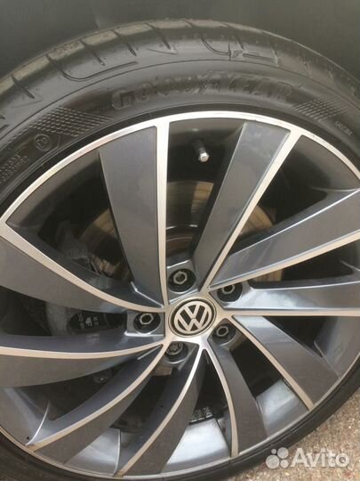 Летняя резина с литыми дисками