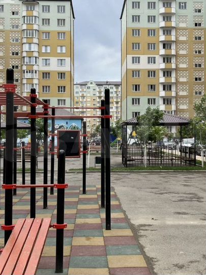 3-к. квартира, 95 м², 2/10 эт.