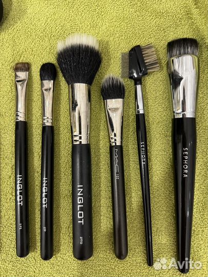 Кисти для макияжа натуральные