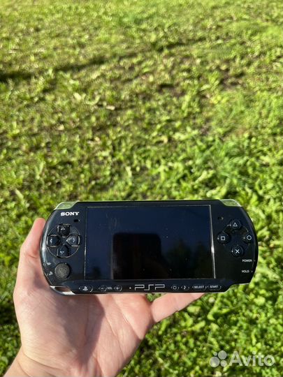 Sony Psp 3008 Piano Black (Прошита+Игры)