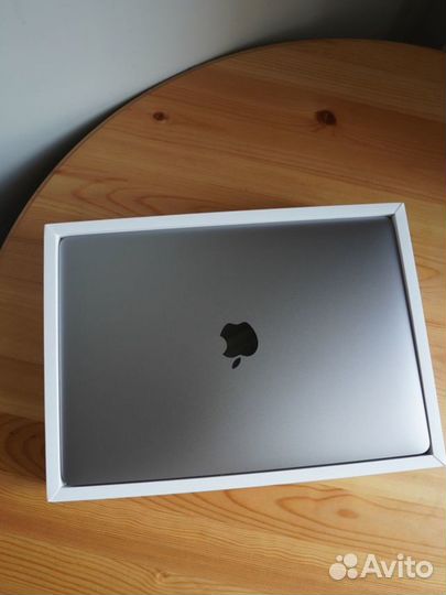 Macbook pro 13 retina 256