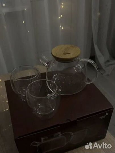 Набор чайник и 2 стакана