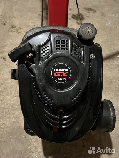 Бензиновый культиватор Honda