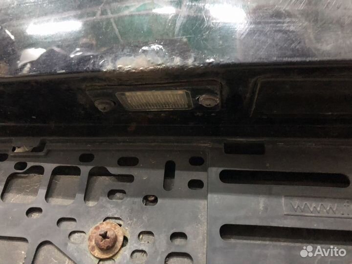 Крышка багажника Volkswagen Touran 2010-2015